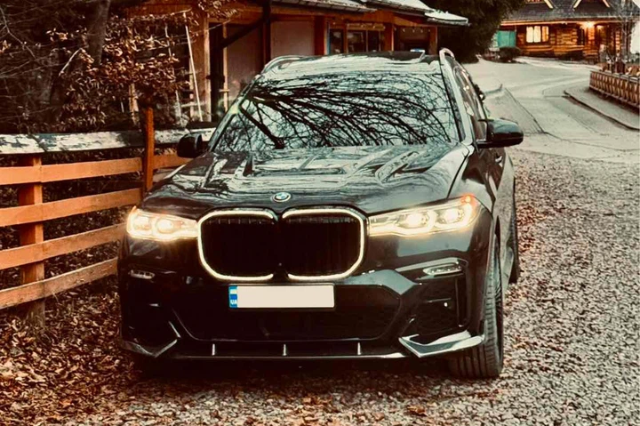 Ноздри M-Look LED (2019-2022, черный глянец) для BMW X7 G07 2019- гг - Фото 5 Ноздри M-Look LED (2019-2022, черный глянец) для BMW X7 G07 2019- гг - изображение 5