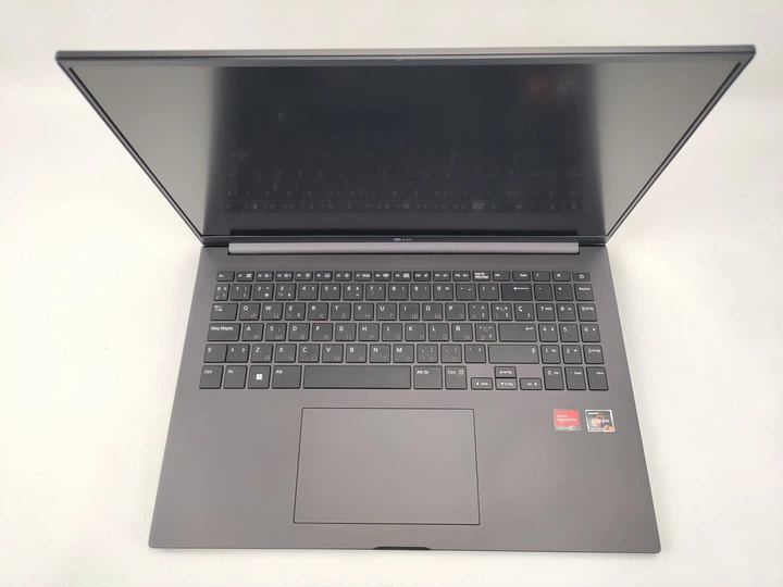 Ноутбук 16" LG Ultra (16UD70R-G.AX59B) AMD Ryzen 5 7530U RAM 16GB SSD 1TB 20ч батарея Win11 Алюминиевый корпус (UKR) (102277418) - Уценка - Фото 8 Ноутбук 16" LG Ultra (16UD70R-G.AX59B) AMD Ryzen 5 7530U RAM 16GB SSD 1TB 20ч батарея Win11 Алюминиевый корпус (UKR) (102277418) - Уценка - изображение 8