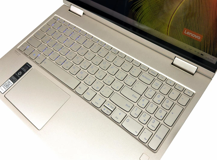 Ноутбук Lenovo Yoga C740-15IML: Core i7-10510U / RAM 12 ГБ / SSD 512 ГБ / Intel UHD Graphics / 15.6" Multi-touch / Б/У - изображение 4