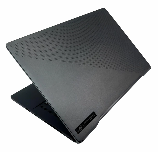 Ноутбук Asus ROG Zephyrus M16 GU603ZW: Core i9-12900H / DDR5 16 ГБ / GeForce RTX 3070 Ti / SSD 1 ТБ /16" QHD+ / Б/У - Фото 9 Ноутбук Asus ROG Zephyrus M16 GU603ZW: Core i9-12900H / DDR5 16 ГБ / GeForce RTX 3070 Ti / SSD 1 ТБ /16" QHD+ / Б/У - изображение 9