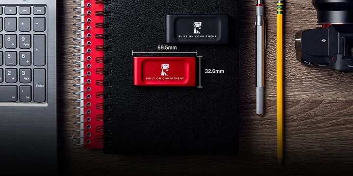 Накопитель внешний SSD Portable 2ТB Kingston SXS1000 BoC Black (SXS1000/2000GA) - изображение 3
