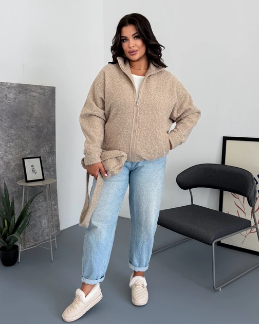 Бомбер букле жіночий+сумка бежевого кольору 39321 54/58 - Фото 1 Бомбер букле жіночий+сумка бежевого кольору 39321 54/58 - зображення 1