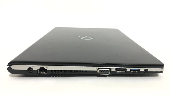 Ультрабук Б-клас Fujitsu LifeBook / 13.3" IPS Touch / Core i5-6300U (2(4) ядра по 2.4-3 GHz) / 8GB DDR4 / 256GB SSD / HD Graphics 520 / WebCam / HDMI б/в - зображення 10