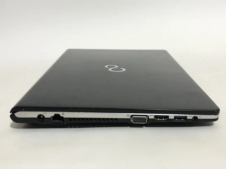 Ультрабук Б-клас Fujitsu LifeBook / 13.3" IPS Touch / Core i5-6300U (2(4) ядра по 2.4-3 GHz) / 8GB DDR4 / 256GB SSD / HD Graphics 520 / WebCam / HDMI б/в - зображення 11