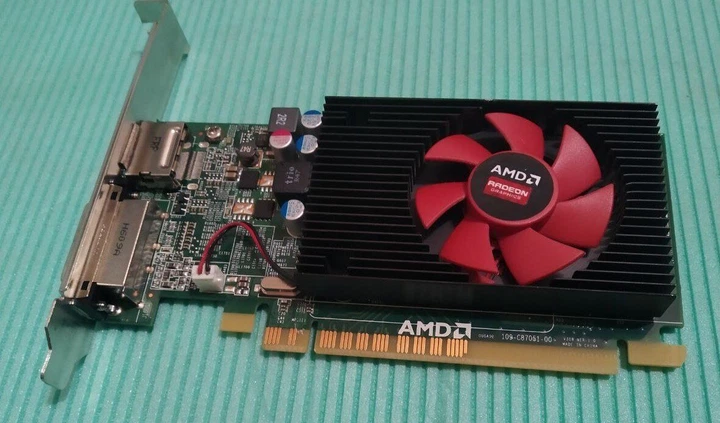 Дискретная видеокарта AMD Radeon R5 340X, 2 GB DDR3, 64-bit / 1x DVI, 1x DisplayPort / Для корпусов форм-фактора Tower б/у - изображение 4