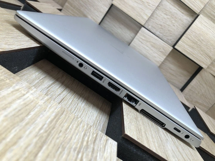 Ультрабук Б-класс HP EliteBook 840 G5 / 14" (1920x1080) IPS / Intel Core i7-8650U (4 (8) ядра по 1.9 - 4.2 GHz) / 8 GB DDR4 / 256 GB SSD M.2 / Intel UHD Graphics 620 / WebCam / USB 3.1 / HDMI б/у - Фото 13 Ультрабук Б-класс HP EliteBook 840 G5 / 14" (1920x1080) IPS / Intel Core i7-8650U (4 (8) ядра по 1.9 - 4.2 GHz) / 8 GB DDR4 / 256 GB SSD M.2 / Intel UHD Graphics 620 / WebCam / USB 3.1 / HDMI б/у - изображение 13