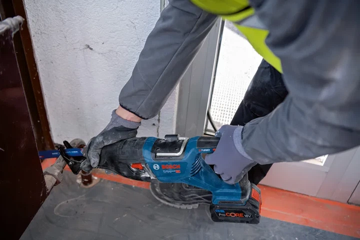 Akumulatorowa piła szablasta Bosch Professional PRO GSA 18V-28 18 V bezszczotkowa 28 mm (06016C0000) - Zdjęcie 6 Akumulatorowa piła szablasta Bosch Professional PRO GSA 18V-28 18 V bezszczotkowa 28 mm (06016C0000) - obraz 6