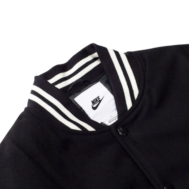 Бомбер чоловічий Nike Authentics Varsity M Чорний FD7845-010 - зображення 3