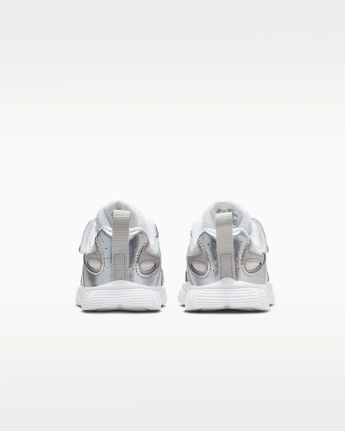 Кросівки дитячі Nike V5 Rnr 19.5 Сріблястий HQ6413-100 - зображення 6