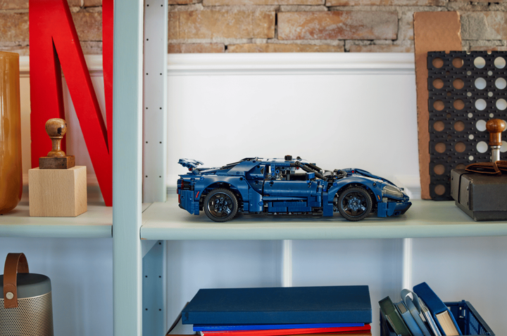 Конструктор Спорткар Technic Ford GT 2022, 1466 деталей - изображение 3