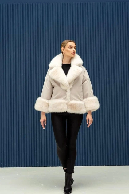 Женская зимняя экошуба двухсторонняя UF-Fashion N74V 42 молочный - Фото 6 Женская зимняя экошуба двухсторонняя UF-Fashion N74V 42 молочный - изображение 6