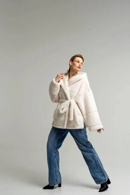 Жіноча дублянка двостороння на зиму UF-Fashion N89V 54 молочний - зображення 7