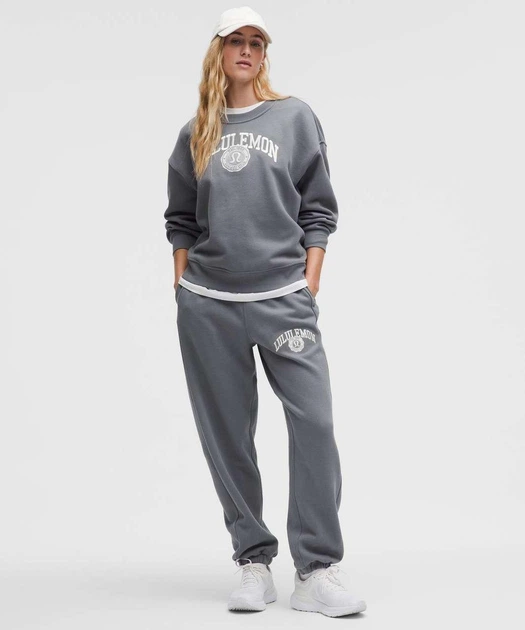 Штани lululemon Scuba Mid-Rise Oversized Graphic Сірий M LW5HAUS - Фото 4 Штани lululemon Scuba Mid-Rise Oversized Graphic Сірий M LW5HAUS - изображение 4