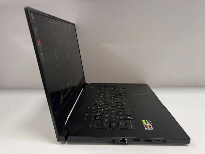 Ноутбук ASUS ROG Zephyrus G GA502DU Ryzen 7 3750H GTX 1660 Ti 16/512 Б\В - Б/В - зображення 2