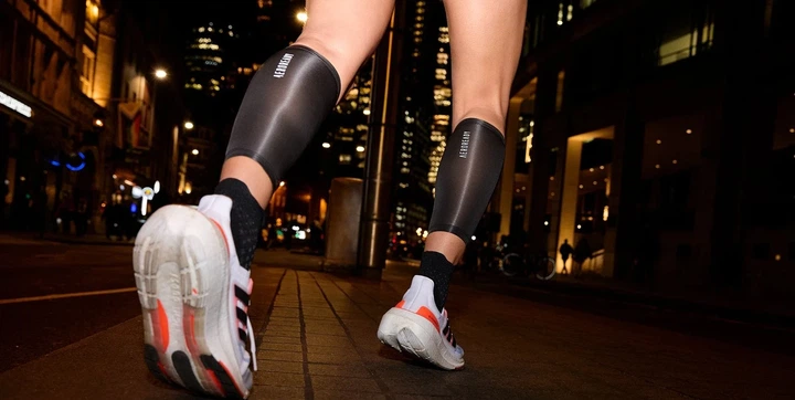 Компресійні накладки на литки Adidas Climacool чорний 91% поліестер 9% еластан L/XL - зображення 7
