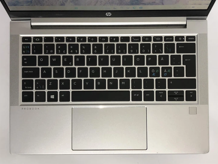 Ноутбук HP ProBook 430 G8 / 13.3" (1366x768) / i3-1115G4 / 8GB / 128GB SSD / Win11Pro - Б/в - Фото 4 Ноутбук HP ProBook 430 G8 / 13.3" (1366x768) / i3-1115G4 / 8GB / 128GB SSD / Win11Pro - Б/в - зображення 4