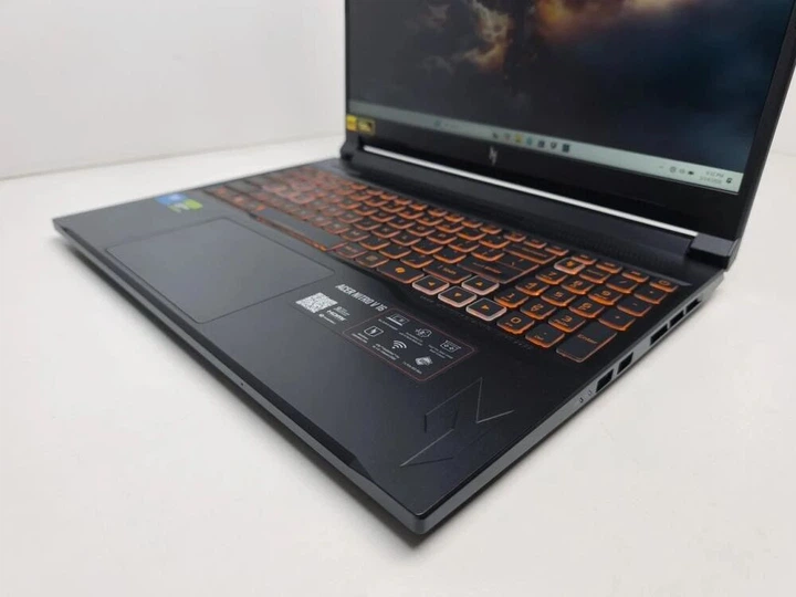 Ноутбук Acer Nitro V 16 ANV16-72-73VJ (NH.U2EAA.002) - изображение 4