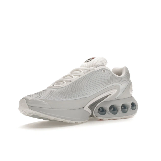 Кроссовки женские Nike Air Max Dn “White/Llic Silver” 39 Белый FJ3145-100 - изображение 4