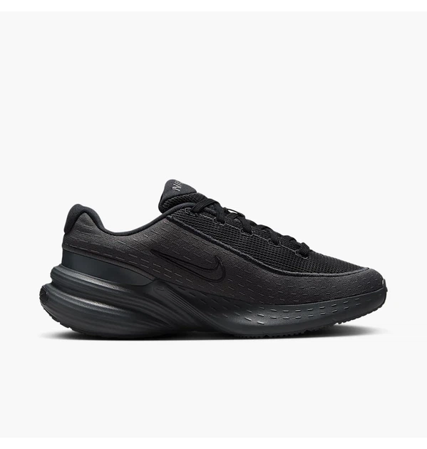 Кроссовки женские Nike Air Zoom Upturn Sc 36.5 Черный IB2766-001 - Фото 2 Кроссовки женские Nike Air Zoom Upturn Sc 36.5 Черный IB2766-001 - изображение 2