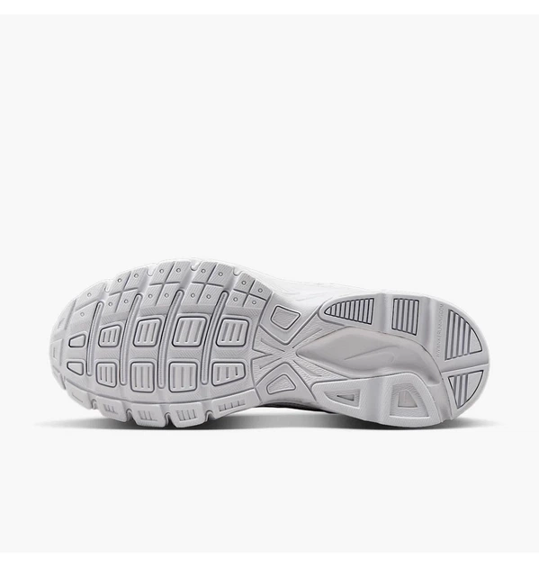Кросівки жіночі Nike Initiator White/Metallic 36 394053-100 - Фото 2 Кросівки жіночі Nike Initiator White/Metallic 36 394053-100 - зображення 2