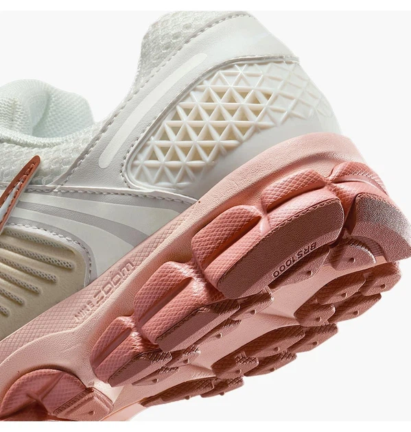 Кросівки жіночі Nike Wmns Zoom Vomero 5 37.5 Комбінований FJ2028-002 - Фото 3 Кросівки жіночі Nike Wmns Zoom Vomero 5 37.5 Комбінований FJ2028-002 - зображення 3