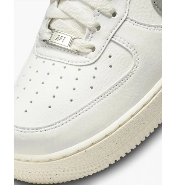 Кросівки жіночі Nike Air Force 1 '07 Next Nature 38.5 Білий DN1430-107 - Фото 8 Кросівки жіночі Nike Air Force 1 '07 Next Nature 38.5 Білий DN1430-107 - зображення 8