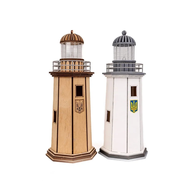 Збірна дерев'яна модель Lighthouse Маяк на острові Зміїний Україна - зображення 2