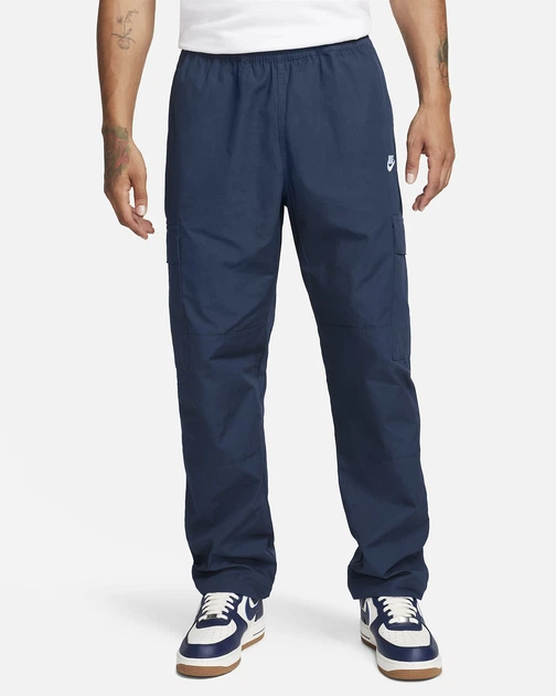 Брюки чоловічі Nike Club Woven Cargo L Синій DX0613-410 - Фото 1 Брюки чоловічі Nike Club Woven Cargo L Синій DX0613-410 - зображення 1