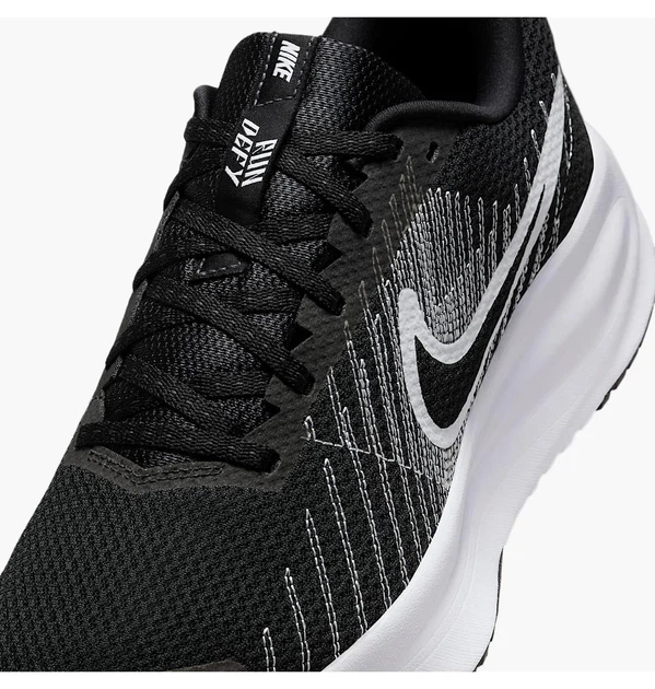 Кросівки чоловічі Nike Run Defy Black 43 Чорний HM9594-004 - зображення 7