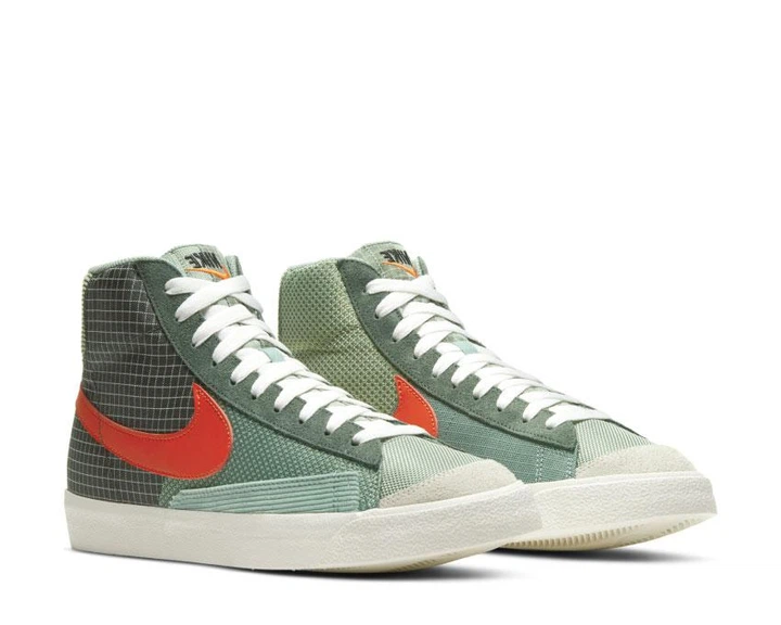 Кроссовки мужские Nike Blazer Mid '77 Patch 40 Зеленый DD1162-300 - Фото 2 Кроссовки мужские Nike Blazer Mid '77 Patch 40 Зеленый DD1162-300 - изображение 2