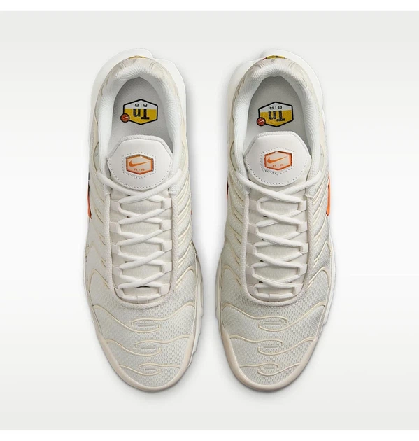 Кросівки чоловічі Nike Air Max Plus Beige 47 Бежевий DM0032-019 - Фото 4 Кросівки чоловічі Nike Air Max Plus Beige 47 Бежевий DM0032-019 - зображення 4