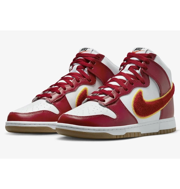 Кроссовки мужские Nike Chenille Swooshes Animate This Dunk High 45.5 Красно-белый DR8805-101 - изображение 5