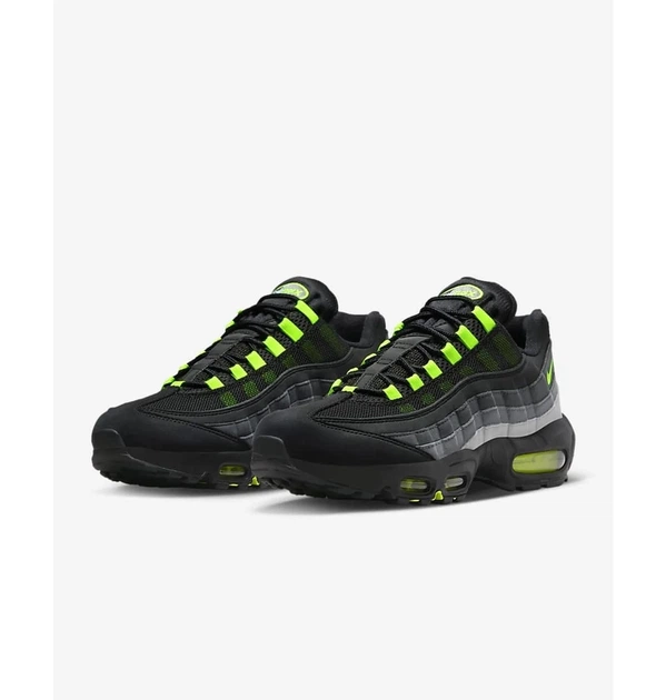 Кроссовки мужские Nike Air Max 95 Black 42 Черный FV4710-001 - Фото 9 Кроссовки мужские Nike Air Max 95 Black 42 Черный FV4710-001 - изображение 9