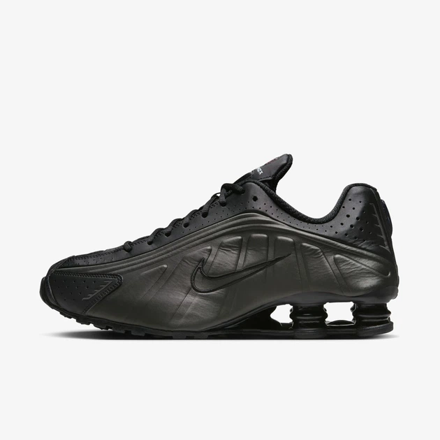 Кросівки чоловічі Nike Shox R4 40 Чорний HQ1988-001 - Фото 1 Кросівки чоловічі Nike Shox R4 40 Чорний HQ1988-001 - зображення 1