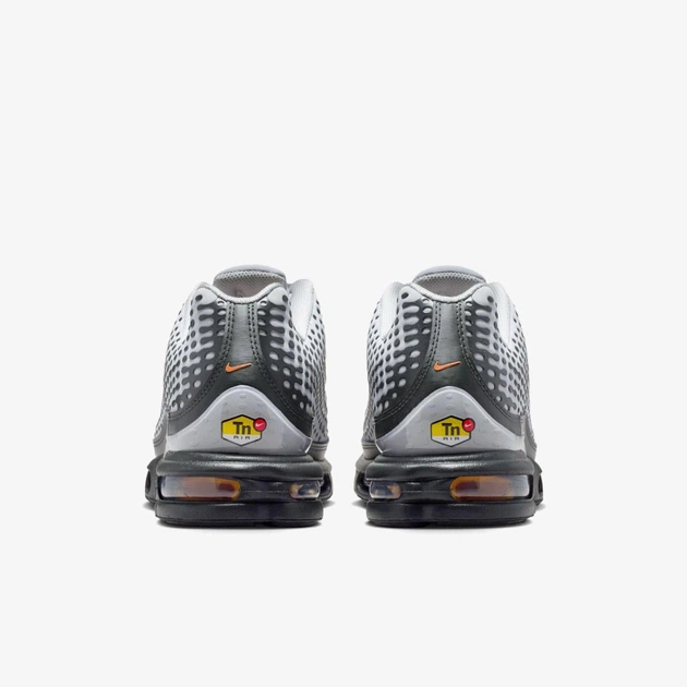 Кросівки чоловічі Nike Air Max Plus Vii 42.5 Сірий HQ2197-003 - зображення 4