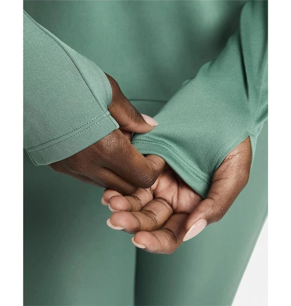 Спортивная кофта женская Nike 1/4 Dri-Fit Swoosh Green M Зеленая FN2636-361 - изображение 5
