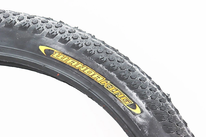 Шина велосипедна 20x1,95 (53-406) шипована P-1197 WANDA - зображення 3