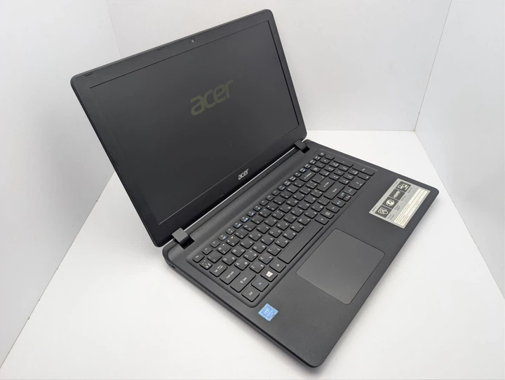 Ноутбук Acer Aspire ES1-532 / 15.6" (1366x768) TN / Intel Pentium N4200 (4 ядра по 1.1 - 2.5 GHz) / 8 GB DDR3 / 320 GB HDD / Intel HD Graphics 505 / WebCam б/в - Фото 6 Ноутбук Acer Aspire ES1-532 / 15.6" (1366x768) TN / Intel Pentium N4200 (4 ядра по 1.1 - 2.5 GHz) / 8 GB DDR3 / 320 GB HDD / Intel HD Graphics 505 / WebCam б/в - зображення 6