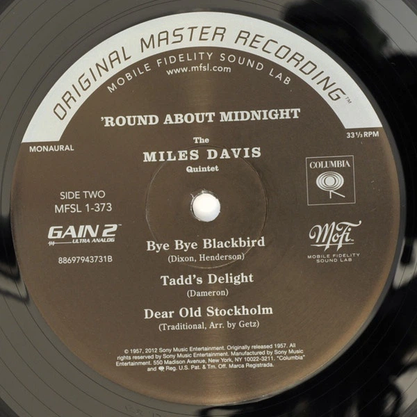 Miles Davis - Round About Midnight 1957/2013 (Mfsl 1-373, Ltd., 180 Gm.) Mobile Fidelity/USA Mint Виниловая пластинка (art.246985) - Фото 3 Miles Davis - Round About Midnight 1957/2013 (Mfsl 1-373, Ltd., 180 Gm.) Mobile Fidelity/USA Mint Виниловая пластинка (art.246985) - изображение 3
