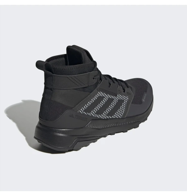 Чоловічі трекінгові високі кросівки Terrex Trailmaker Mid Gore-tex Black FY2229 для туризму хайкінг активний відпочинок чорного кольору розмір 41 - Фото 3 Чоловічі трекінгові високі кросівки Terrex Trailmaker Mid Gore-tex Black FY2229 для туризму хайкінг активний відпочинок чорного кольору розмір 41 - зображення 3