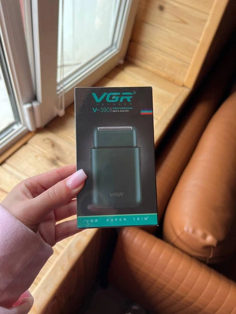 Електробритва VGR V-390 акумуляторна з висувним тримером, USB Type-C, LED-індикацією, сіткова - изображение 8
