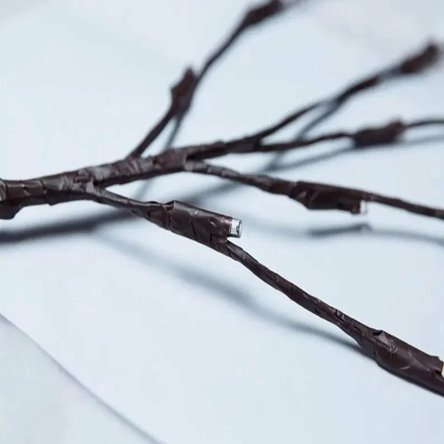 Світлодіодна декоративна гілка 70 см на батарейках Branch Lights 20 LED Warm White - изображение 8
