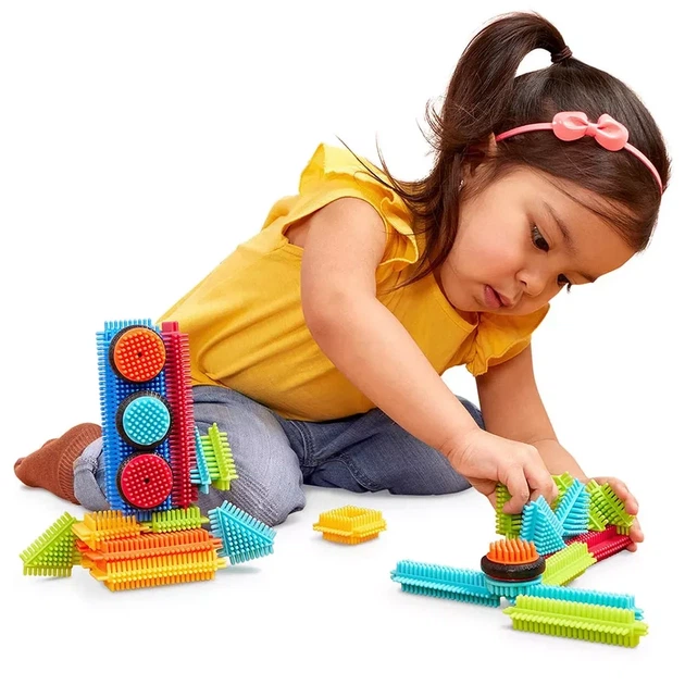 Конструктор Battat Lite Bristle Blocks Будівельник 36 дет (BT3099Z) - Фото 6 Конструктор Battat Lite Bristle Blocks Будівельник 36 дет (BT3099Z) - зображення 6