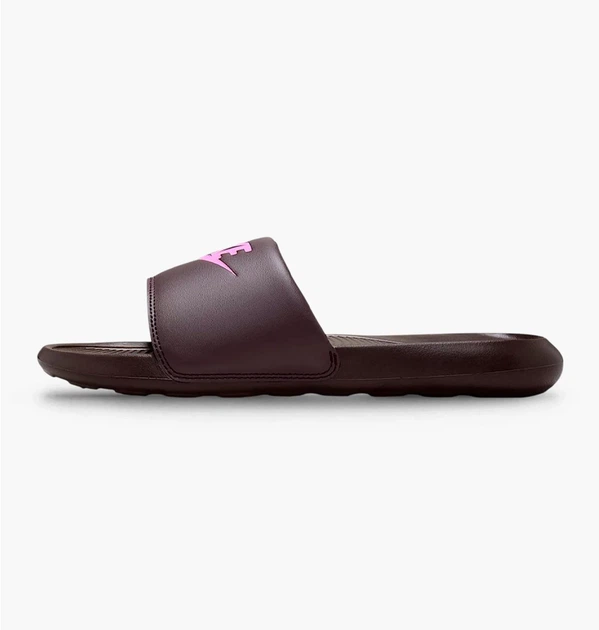 Тапочки женские Nike Victori One Violet 42 Фиолетовый CN9677-604 - Фото 1 Тапочки женские Nike Victori One Violet 42 Фиолетовый CN9677-604 - изображение 1