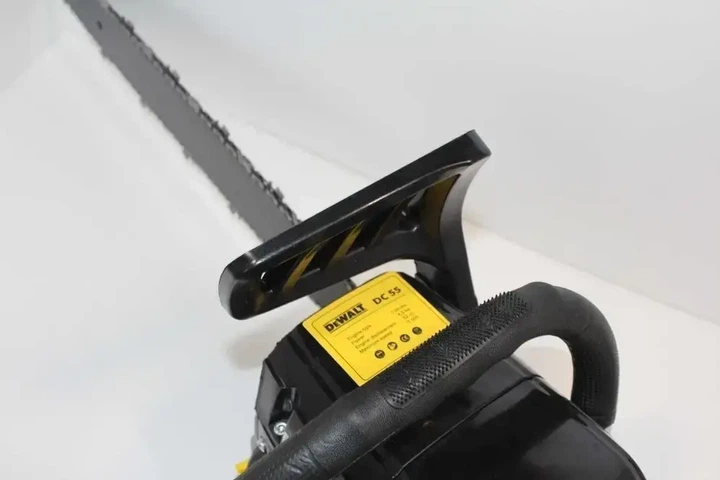 Бензопила DeWalt DC55 бензиновая 4,5 кВт цепная пила 52 см3 двухтактная мотопила 11000 об мин шина 45 см цепь 0,325 пила для дров древесины деревьев сада строительства хозяйства - изображение 9