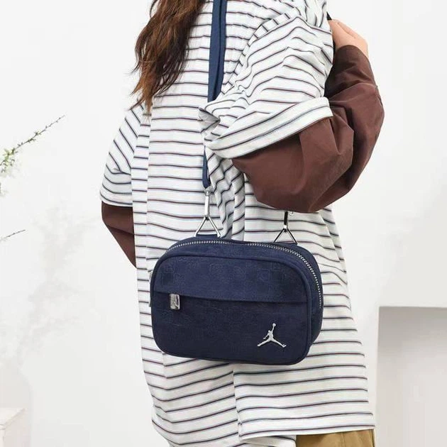 Сумка через плечо Air Jordan Monogram Camera Bag синяя унисекс JRD-079-BLK - изображение 2