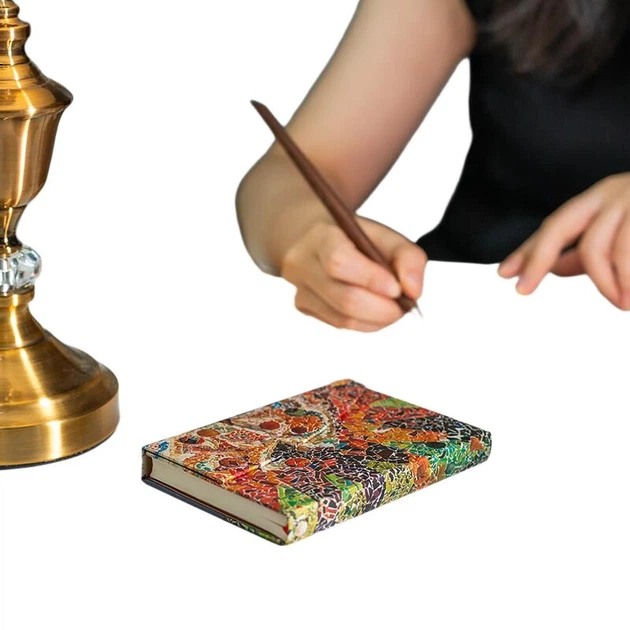 Блокнот Paperblanks, журнал, дневник, высококачественный дневник с узором в виде солнца в стиле Гауди, художественный и изысканный, эстетически привлекательный, канцелярские товары для студентов, блокнот среднего размера. - Фото 2 Блокнот Paperblanks, журнал, дневник, высококачественный дневник с узором в виде солнца в стиле Гауди, художественный и изысканный, эстетически привлекательный, канцелярские товары для студентов, блокнот среднего размера. - изображение 2
