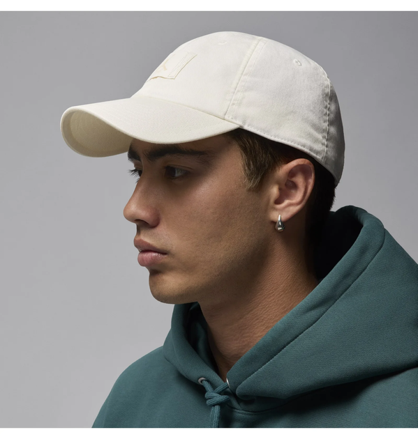 Кепка Jordan Club Cap Adjustable Hat FD5181-133 (L/XL) - Фото 2 Кепка Jordan Club Cap Adjustable Hat FD5181-133 (L/XL) - изображение 2
