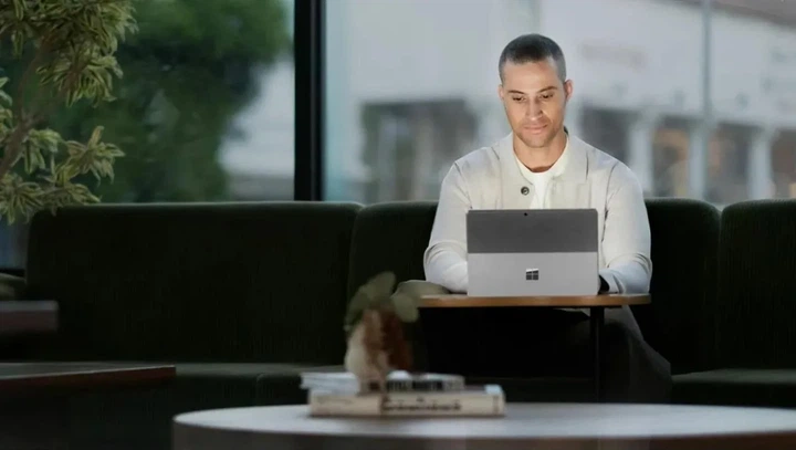 Планшет Microsoft Surface Pro 10 13” PS Touch, Intel U7-165H, 64GB, F1TB, UMA, W11P, платиновий - зображення 3
