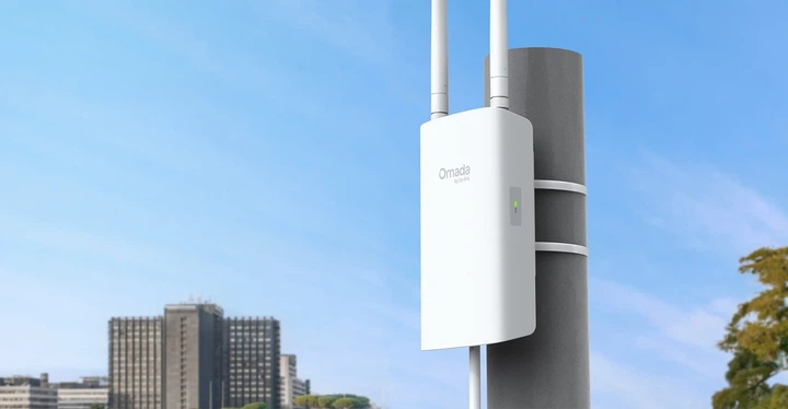 Точка доступа TP-Link внешняя AX1800 2 антенны 300 м PoE черная - изображение 3